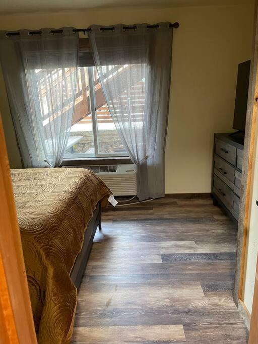 Parkway Yellowstone Guest House Apartment #3 جاردينر المظهر الخارجي الصورة
