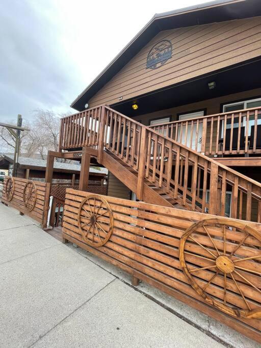 Parkway Yellowstone Guest House Apartment #3 جاردينر المظهر الخارجي الصورة