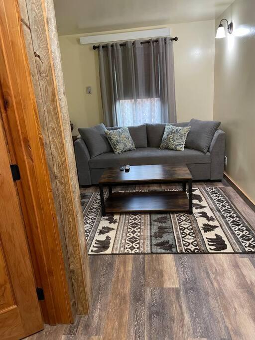 Parkway Yellowstone Guest House Apartment #3 جاردينر المظهر الخارجي الصورة