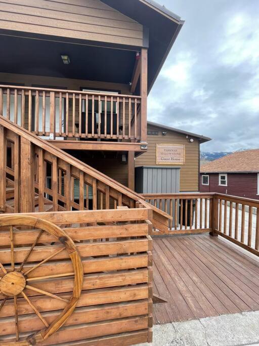 Parkway Yellowstone Guest House Apartment #3 جاردينر المظهر الخارجي الصورة